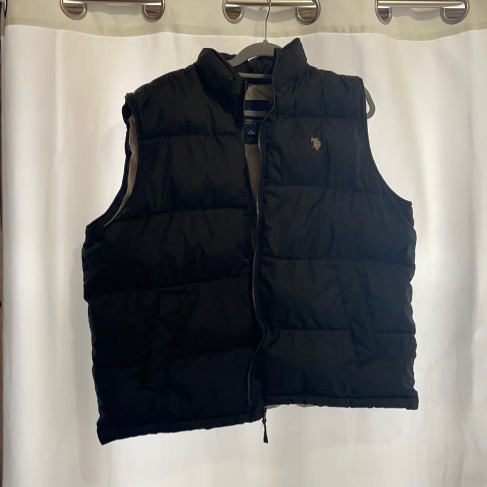 Men’s polo vest